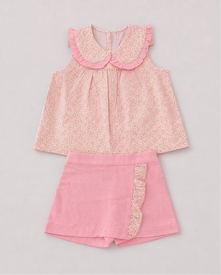 Ensemble fille haut fleuri & short rose col Claudine volants